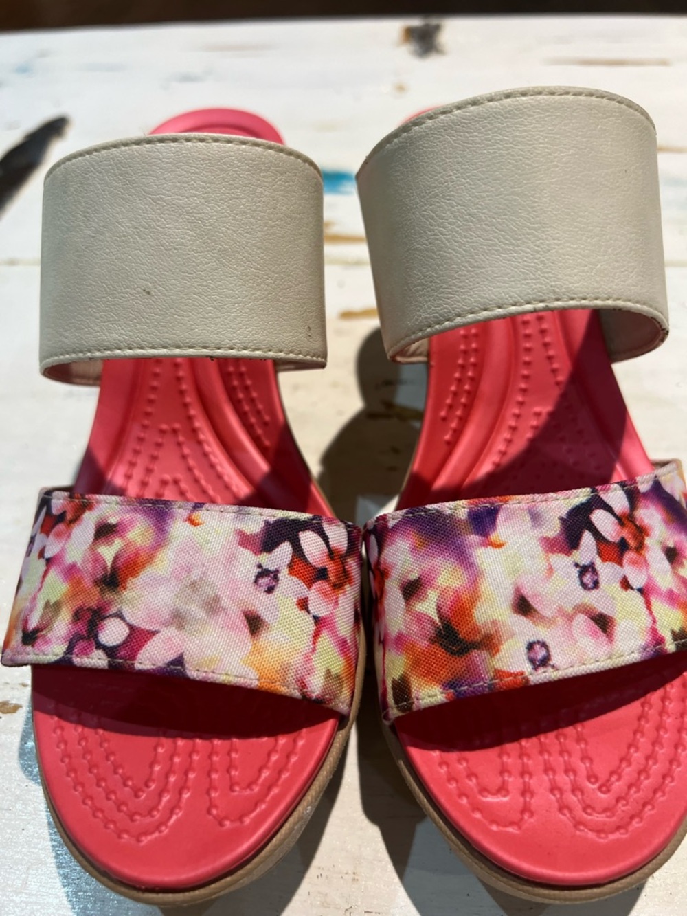 CROCS Coral Slide Sandals with Floral and Light Gray Straps - Picture 2 of 12